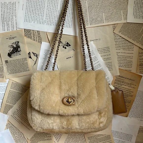 Madison shoulder bag with quilting hotsell